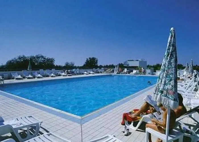 Lägenhet Colourful Seaside Flat With Pool On The Rooftop *